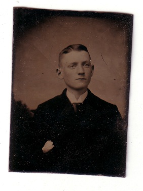 Sanders - Fryher Photo - Tin Type Photo - 3 women, one man before 1900